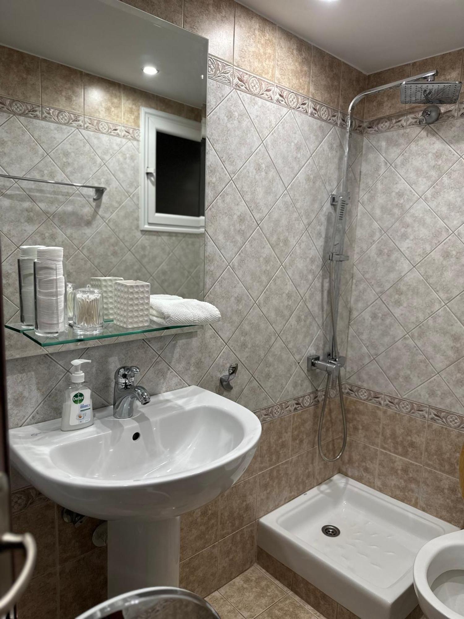 Thessaloniki, Four Seasons House Apartment Ngoại thất bức ảnh